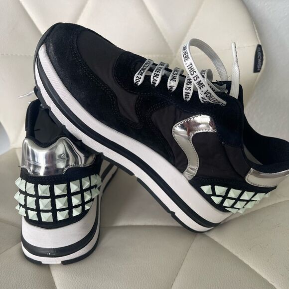 Voile Blanche Sneakers - Picture 4 of 5